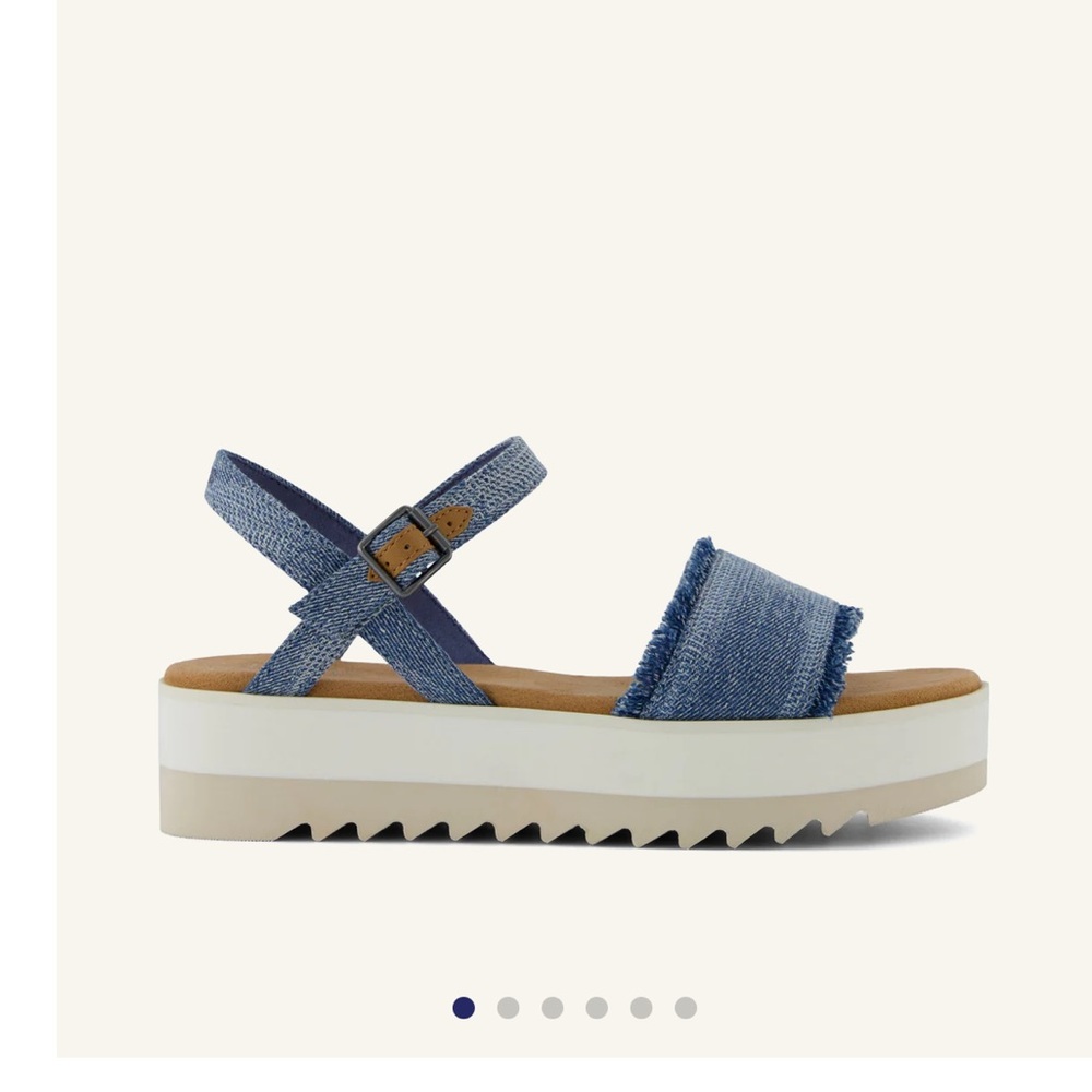 Toms Denim Brynn Platform Sandal from 2025 Summer Collection